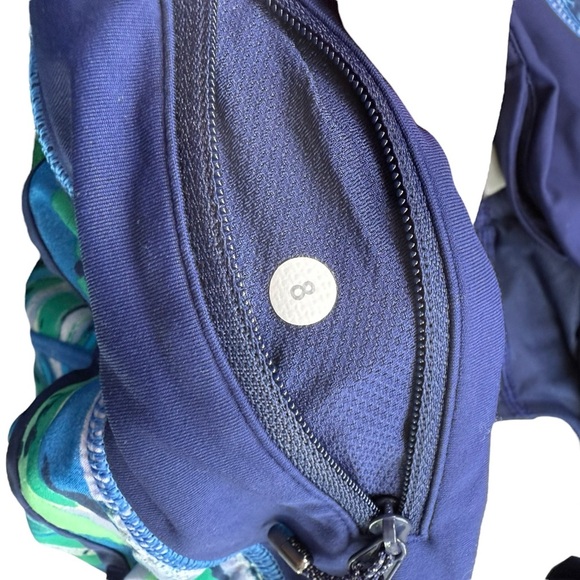 Lululemon Women’s Speed Shorts Size 8 Seven Wonders Multi Hero Blue. Lined. - Picture 3 of 4